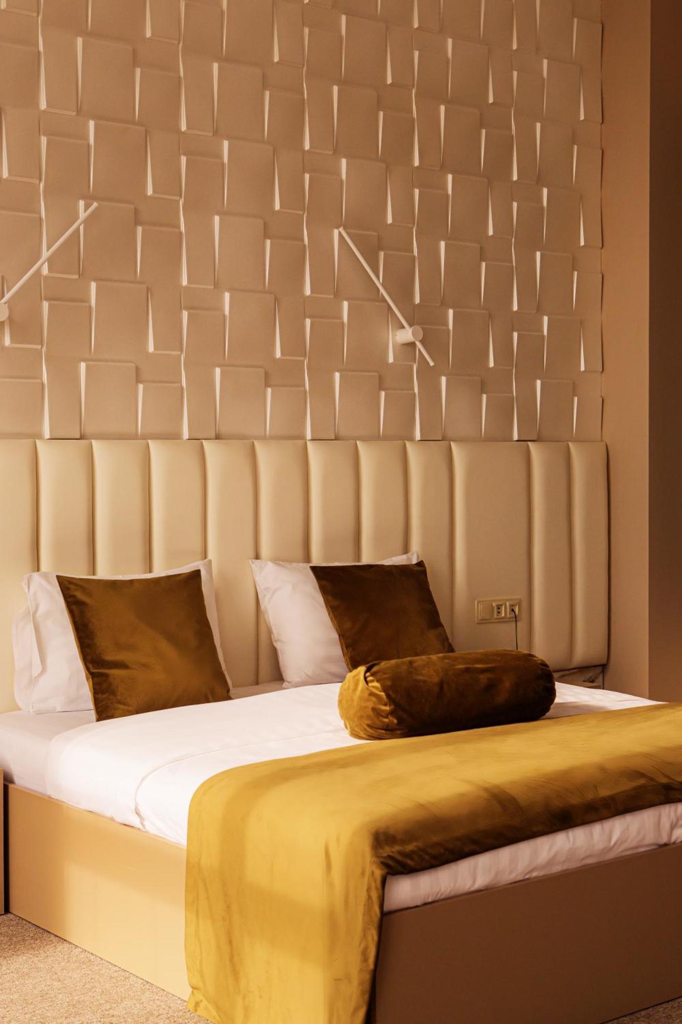 Hotel Port Plaza Evn P'arak'ar Zewnętrze zdjęcie